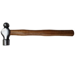 Ce marteau à billes est idéal pour une utilisation dans des zones confinées ou la texturation métallique - Product Image 4
