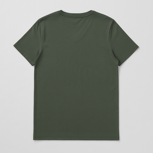 เสื้อยืดคอวีผู้ชาย สีเขียวป่า 100% ผ้าฝ้ายออร์แกนิคสุดหรู ผ่านการซักแล้ว ได้รับการรับรองมาตรฐาน GOTS พรีเมียม แขนสั้น ระบายอากาศได้ดี ทรงพอดีตัว - Product Image 2