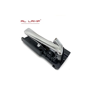 Poignée de porte intérieure arrière droite OEM 836201R000 Tst20705 pour Hyundai Accent essence-diesel bleu 2011-2018 - Product Image 1