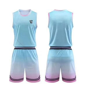 Uniforme de Baloncesto Cómodo de Alta Calidad con Logotipo Personalizado, Uniforme de Baloncesto de la Mejor Tela Suave - Product Image 1