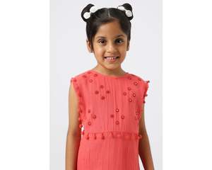 Vestido de lino bohemio de diseñador superventas para niñas, bordado de calidad Superior, aspecto informal de verano para vacaciones en la playa, venta al por mayor para niños - Product Image 1