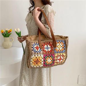Sac de plage rétro mignon en paille tressée à motif floral pour femme, sac d'été à bandoulière pour grand-mère avec fermeture éclair - Product Image 1