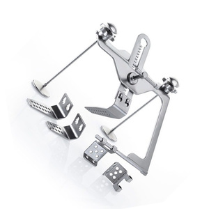 Retractor de costillas Retractor de cirugía cardíaca mínimamente invasivo Instrumentos quirúrgicos CE ISO Aprobado por REEAX ENTERPRISES - Product Image 3