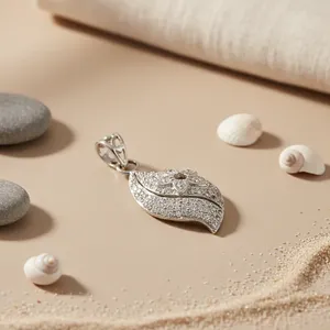 Pendentif feuille en argent 925 plaqué rhodium avec zircone cubique pour femmes - Bijou cadeau tendance - Product Image 2