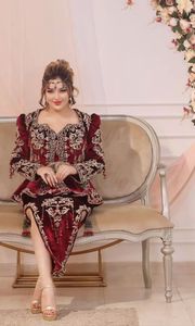 2024 HERMOSO BORDADO ZARI en MAROON JACKET KARAKOU VESTIDO Adornado Cristal BeadsstonePearlsDABKA WORK Made Silk - Product Image 2