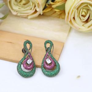 Boucles d'oreilles en moissanite plaquées argent de qualité supérieure, style moderne, élégantes, pour femmes et filles, collection pour mariage et soirées. - Product Image 4