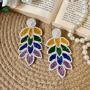 Pendientes Bordados a Mano con Cuentas y Lentejuelas Cutdana, Pendientes de Cuentas para Mujer, Joyería Festiva para Fiestas al Mejor Precio - Product Image 2