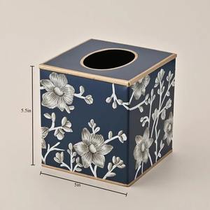 Boîte à mouchoirs en métal avec une belle impression numérique - Product Image 5