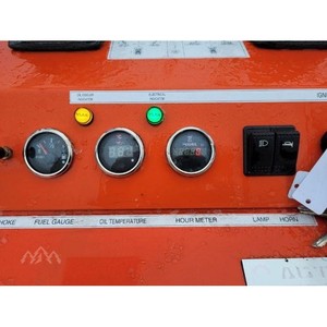 Mini-chargeuse sur chenilles AGROTK LRT23 2024 avec benne, capacité de charge nominale de 1 tonne, composants essentiels du moteur et de la pompe - Product Image 2