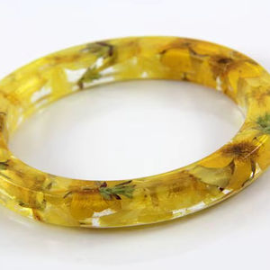 Cadre photo rectangulaire durable en os de buffle fait main, fleurs séchées véritables, peint à la main, style artistique moderne, pour les amateurs de bijoux - Product Image 1