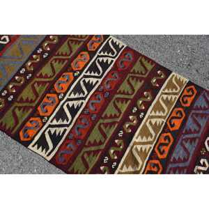 Tapis Kilim turc 2,5x10,7 pieds, tapis vintage en laine persane rouge et bleu - Product Image 5