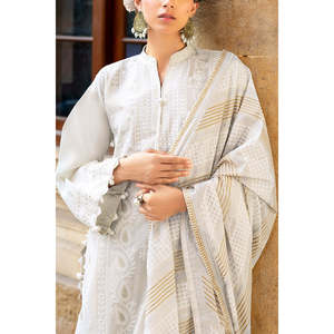 Conjunto de traje de 3 piezas para mujer con bordados de Zari y lentejuelas, con bordes y dupatta estampada DN-52039 - Product Image 3