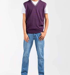 Pull personnalisé OEM pour hommes Col en V Pull tricoté coupe ajustée sans manches pour hommes Pull d'hiver pour hommes - Product Image 1