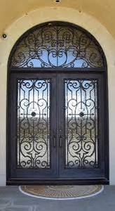 Proveedor de Vietnam que ofrece puertas de Puerta de Hierro de alta calidad y puertas de entrada delantera fabricadas en Vietnam 100 por ciento ingredientes de Vietnam - Product Image 3