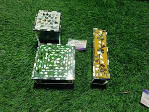 Elegante Colección de Regalos para Ramadán Kareem, Caja de Acrílico de Primera Calidad para Postres y Dulces con Tapa de Madera y Madreperla - Product Image 4