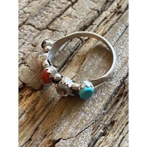 Bague de collection culturelle Zuni multi-pierres et argent sterling taille 8 - Product Image 4