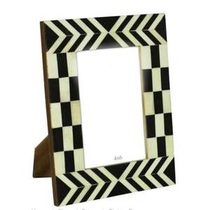 Cadre photo carré en résine écologique durable avec incrustation d'os décorative pour l'affichage sur table/bureau avec couleur et logo personnalisés - Product Image 5