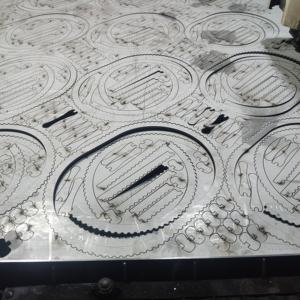 Tous types de services de découpe laser manuelle pour les ensembles d'instruments chirurgicaux en acier inoxydable et en titane - Product Image 3