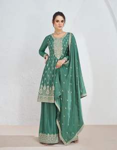 Traje de Palazzo de trabajo de secuencia de bordado de seda pura Chinon de último diseñador por Fab Zone - Product Image 2