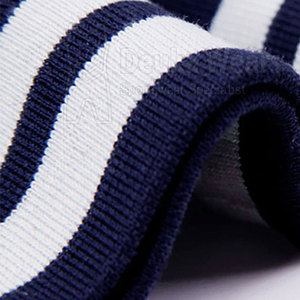 Chaqueta Letterman Personalizada para Hombre con Bordado Chenille, Cuerpo de Lana y Mangas de Cuero PU, Fibra de Poliéster/Algodón, MOQ Bajo - Product Image 6