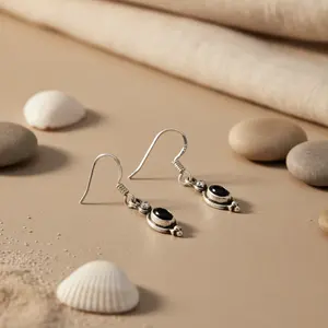Pendientes de Plata 925 con Ónice Negro, Diamante y Rubí, Chapados en Oro de 18K, Forma de Gancho, Joyería Moderna en Oro Rosa para Uso Diario - Product Image 2