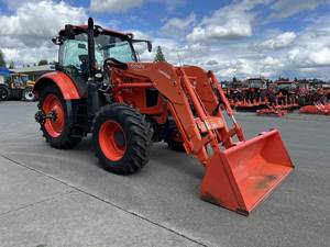 2021 para el tractor Premium Kubota con alta potencia y control de precisión con bomba de núcleo y componentes del motor - Product Image 4