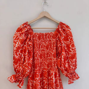 Vestido de Mujer, Vestido Largo de Algodón con Estampado a Mano, Vestido Largo con Escote Cuadrado y Fruncido, Vestido de Verano de Algodón - Product Image 1