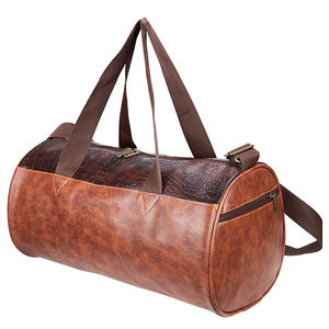 Sac de sport en cuir PU noir vintage pour homme, sac de voyage durable pour le week-end, utilisation de nuit, petit sac de transport, motif de ceinture de voyage humide - Product Image 1