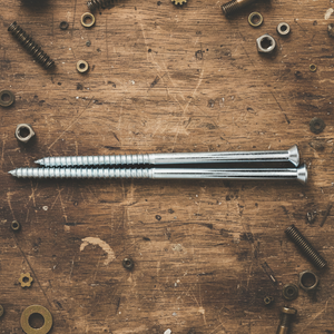 Tornillo Autorroscante para Madera de Acero al Carbono Marca PDC, Rosca Gruesa, Rosca Parcial, Punta Afilada, Óxido Negro, Métrico/Pulgadas, Buen Precio - Product Image 1