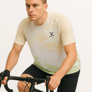 เสื้อยืดทรงเข้ารูปสำหรับเล่นฟุตบอลเสื้อยืดผู้ชายผ้าตะเข็บเรียบสำหรับช้อปปิ้งเว็บไซต์โรงงานเวียดนาม - Product Image 1