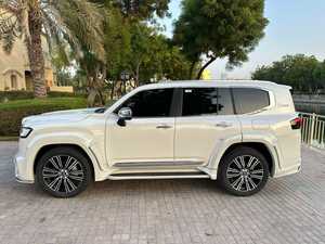 Toyota Land Cruiser 2025 Neuf/Occasion 3.0L Automatique Sièges en Cuir Orange VIP Toit Panoramique Phares LED/Xénon à Vendre - Product Image 4