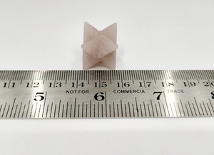 Étoiles de Merkaba en Quartz Rose Sculptées, Pierres Précieuses Feng Shui, Art Éco-Responsable, Objets de Collection, Solides Platoniques - Vente en Gros - Product Image 3