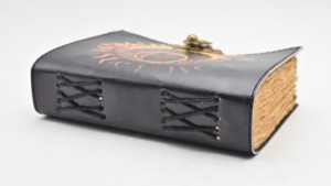 Acheter Journal intime en cuir avec laiton antique C-Lock Deckle Bord Papier Cuir Imprimé Journal intime - Product Image 6