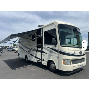 Autocaravana de lujo usada J-a-y-c-o A-l-a-n-t-e- S 26-Y 2016 C-r-e-a-m con rayas negras y extensión deslizable - Product Image 2