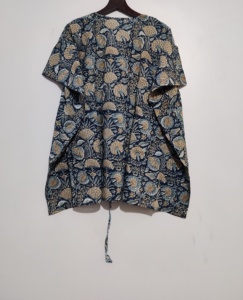 Caftan en coton léger à la mode pour femmes Robe de plage et de nuit courte à imprimé floral fait à la main avec taille naturelle - Product Image 6