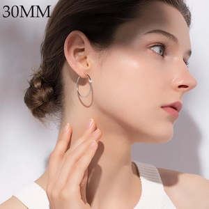 Pendientes de aro de plata de ley 925 para mujer, ligeros, estilo religioso, chapados en rodio, hipoalergénicos, YELANM30 - Product Image 3