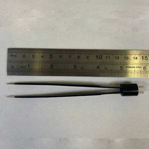 Pinces bipolaires antiadhésives Semkin 0,5 mm x 5,5 pouces, instruments d'électrochirurgie pouvant être utilisés pour les procédures d'électrochirurgie vétérinaire ou humaine - Product Image 1