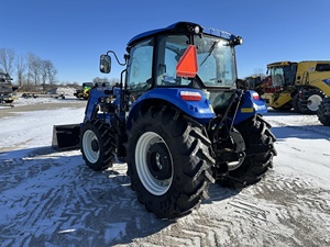 Nuevo Tractor de Ruedas New Holland PowerStar 75 4WD de 75HP, Alta Productividad, Transmisión por Engranajes para Agricultura - Product Image 4