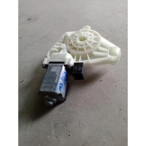 มอเตอร์กระจกไฟฟ้าด้านหลังขวา VOLKSWAGEN Passat Variant B8 (3G5, CB5) (14>) รุ่น 5Q4959801D - Product Image 2
