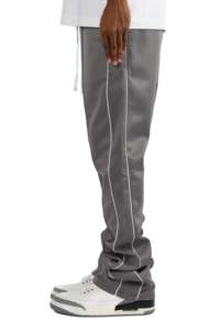 High Street Fashion Joggers pour hommes Nouveau style Pantalon de survêtement empilé avec logo personnalisé évasé Nouveau Dernier style - Product Image 2