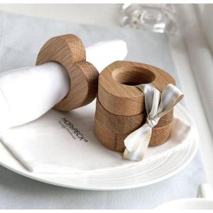 Servilleteros de madera hechos a mano con patrones florales y añadiendo un toque de belleza inspirada en la naturaleza a la configuración de su mesa de cena - Product Image 6