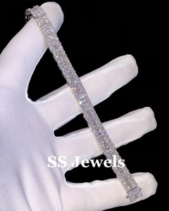 Bracelet tennis personnalisé en argent 925 plaqué rhodium avec moissanite taille baguette de luxe, serti à griffes, pour homme et femme, cadeau - Product Image 3