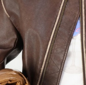 แจ็กเก็ตหนังแท้แฟชั่นตามสั่งของผู้หญิง2025ขายดีเสื้อแจ็กเก็ตหนังแท้สไตล์ระบายอากาศพิมพ์โลโก้ได้ตามต้องการ - Product Image 6