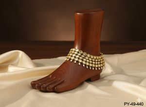 Traditional Antique Polki <b>Anklet</b> <b>for</b> <b>Women</b> Stylish Ethnic Wear <b>for</b> Weddings and Festive Events - Product Image 3