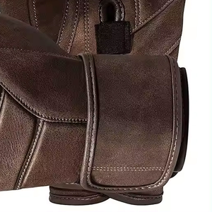 2025 Gants de boxe professionnels en cuir de vachette de conception personnalisée avec logo faits à la main au Pakistan - Product Image 6
