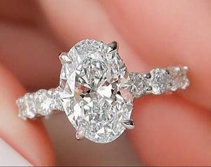 2.75ct S925 Anillo de aniversario de plata esterlina para mujer Oval con piedra de moissanita redonda Ocasión de boda - Product Image 1