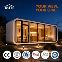 Salle communautaire Apple Cabin de 20 pieds avec espace de rassemblement ouvert, fenêtres en plein jour, surfaces durables et mobilier flexible pour usage public