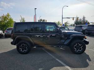 ขายส่งรถยนต์มือสอง Jeep Wrangler Unlimited Rubicon 4xe 4x4 Rubicon 4xe 4dr SUV ปี 2022 - Product Image 3