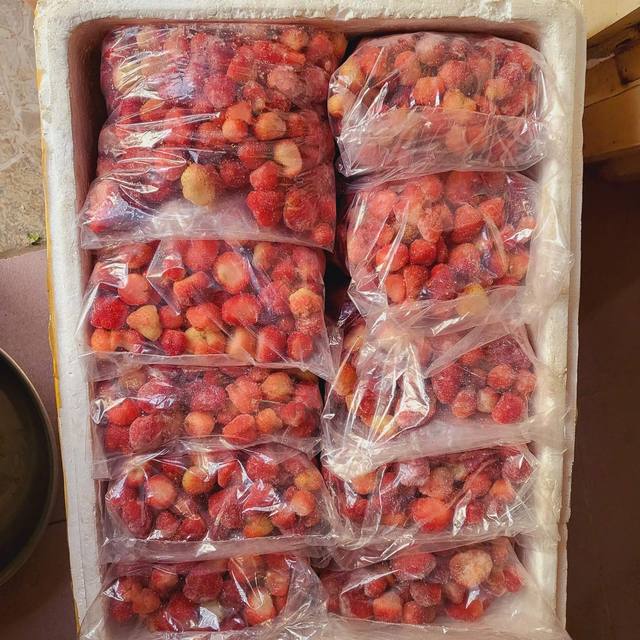 Frozen Fruits IQF Frozen Strawberry Without Sugar