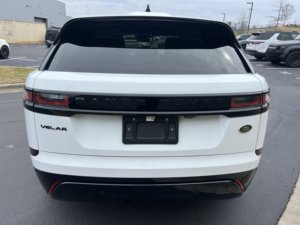 Land Rover Range Rover Velar R-Dynamic S 2023 Usado en Buen Estado - Product Image 6